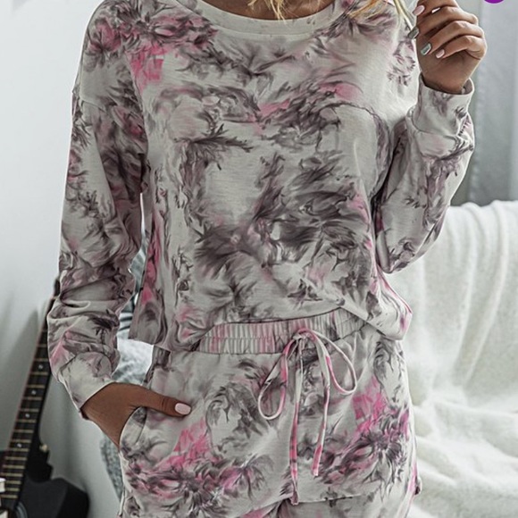 Tops - ⭐️SOLD⭐️